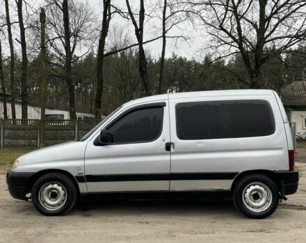 Сірий Пежо Partner, об'ємом двигуна 2 л та пробігом 330 тис. км за 2500 $, фото 4 на Automoto.ua