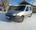 Серый Пежо Partner, объемом двигателя 2 л и пробегом 252 тыс. км за 2600 $, фото 1 на Automoto.ua