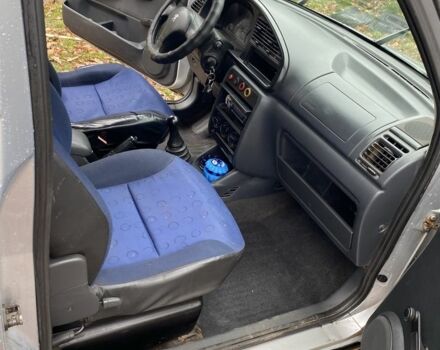 Сірий Пежо Partner, об'ємом двигуна 2 л та пробігом 330 тис. км за 2500 $, фото 10 на Automoto.ua