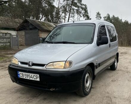 Сірий Пежо Partner, об'ємом двигуна 2 л та пробігом 330 тис. км за 2500 $, фото 1 на Automoto.ua