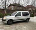 Серый Пежо Partner, объемом двигателя 2 л и пробегом 350 тыс. км за 1650 $, фото 1 на Automoto.ua