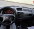 Серый Пежо Partner, объемом двигателя 1.36 л и пробегом 485 тыс. км за 3300 $, фото 8 на Automoto.ua