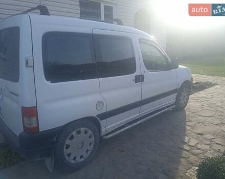 Сірий Пежо Partner, об'ємом двигуна 1.6 л та пробігом 233 тис. км за 3850 $, фото 5 на Automoto.ua