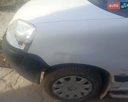 Сірий Пежо Partner, об'ємом двигуна 1.6 л та пробігом 233 тис. км за 3850 $, фото 2 на Automoto.ua