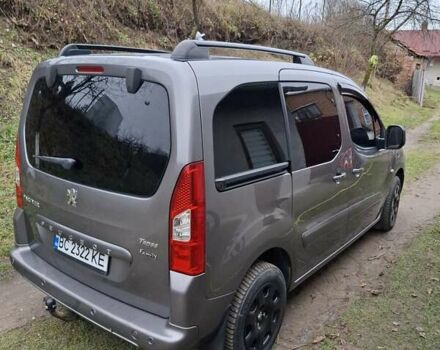 Серый Пежо Partner, объемом двигателя 1.6 л и пробегом 273 тыс. км за 7400 $, фото 3 на Automoto.ua