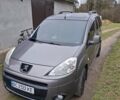 Серый Пежо Partner, объемом двигателя 1.6 л и пробегом 273 тыс. км за 7400 $, фото 1 на Automoto.ua