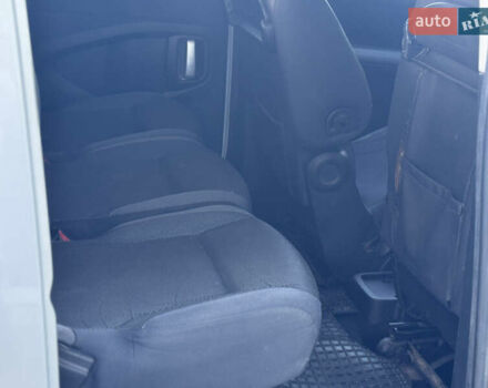 Серый Пежо Partner, объемом двигателя 1.56 л и пробегом 265 тыс. км за 6450 $, фото 57 на Automoto.ua