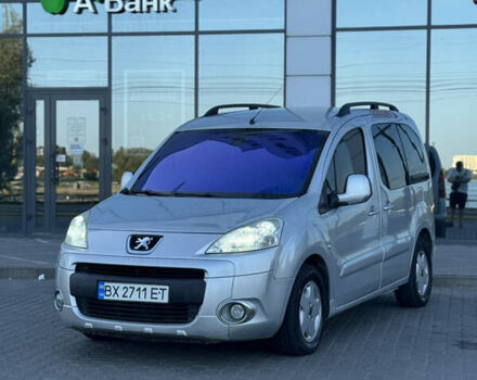 Серый Пежо Partner, объемом двигателя 1.56 л и пробегом 265 тыс. км за 6450 $, фото 19 на Automoto.ua