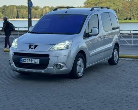Серый Пежо Partner, объемом двигателя 1.6 л и пробегом 146 тыс. км за 2500 $, фото 7 на Automoto.ua