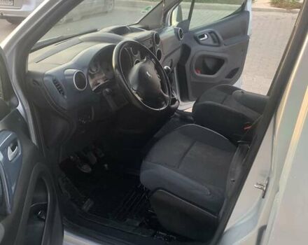 Сірий Пежо Partner, об'ємом двигуна 1.56 л та пробігом 231 тис. км за 6100 $, фото 12 на Automoto.ua