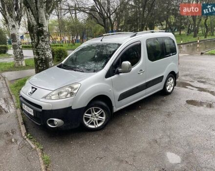 Сірий Пежо Partner, об'ємом двигуна 1.6 л та пробігом 240 тис. км за 6800 $, фото 1 на Automoto.ua