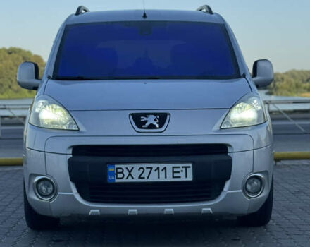 Серый Пежо Partner, объемом двигателя 1.56 л и пробегом 265 тыс. км за 6450 $, фото 27 на Automoto.ua