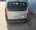 Сірий Пежо Partner, об'ємом двигуна 1.6 л та пробігом 311 тис. км за 6850 $, фото 10 на Automoto.ua