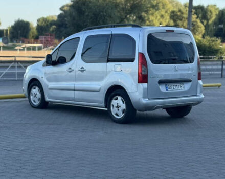 Серый Пежо Partner, объемом двигателя 1.56 л и пробегом 265 тыс. км за 6450 $, фото 74 на Automoto.ua