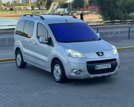 Серый Пежо Partner, объемом двигателя 1.6 л и пробегом 146 тыс. км за 2500 $, фото 6 на Automoto.ua