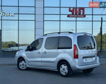 Серый Пежо Partner, объемом двигателя 1.56 л и пробегом 265 тыс. км за 6450 $, фото 45 на Automoto.ua