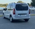 Серый Пежо Partner, объемом двигателя 1.6 л и пробегом 146 тыс. км за 2500 $, фото 13 на Automoto.ua