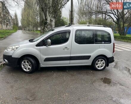 Сірий Пежо Partner, об'ємом двигуна 1.6 л та пробігом 240 тис. км за 6800 $, фото 2 на Automoto.ua