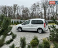 Серый Пежо Partner, объемом двигателя 1.6 л и пробегом 228 тыс. км за 7950 $, фото 154 на Automoto.ua