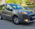 Серый Пежо Partner, объемом двигателя 1.6 л и пробегом 228 тыс. км за 6333 $, фото 1 на Automoto.ua