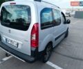 Серый Пежо Partner, объемом двигателя 1.56 л и пробегом 340 тыс. км за 6500 $, фото 2 на Automoto.ua