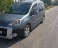 Серый Пежо Partner, объемом двигателя 1.56 л и пробегом 364 тыс. км за 6600 $, фото 1 на Automoto.ua