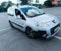 Серый Пежо Partner, объемом двигателя 1.56 л и пробегом 340 тыс. км за 6500 $, фото 1 на Automoto.ua