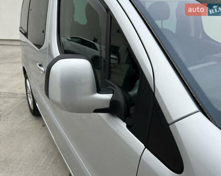 Серый Пежо Partner, объемом двигателя 1.6 л и пробегом 228 тыс. км за 8350 $, фото 44 на Automoto.ua