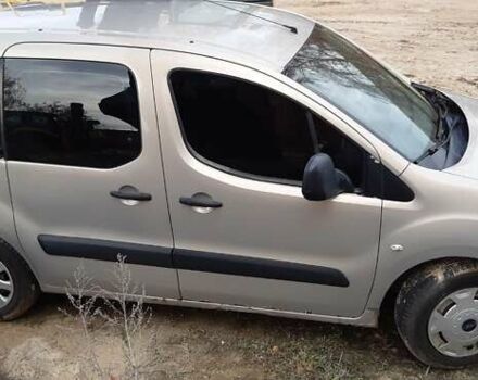 Сірий Пежо Partner, об'ємом двигуна 1.56 л та пробігом 383 тис. км за 5000 $, фото 4 на Automoto.ua