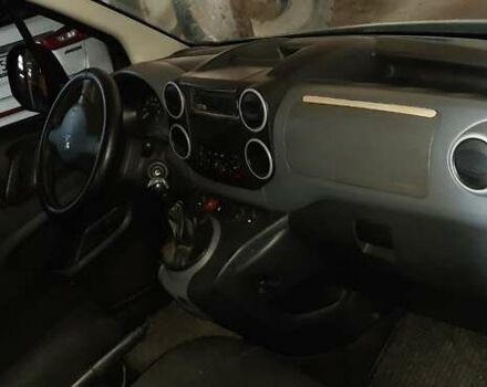 Сірий Пежо Partner, об'ємом двигуна 1.56 л та пробігом 383 тис. км за 5000 $, фото 8 на Automoto.ua