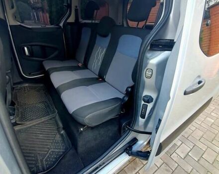 Серый Пежо Partner, объемом двигателя 1.6 л и пробегом 158 тыс. км за 8500 $, фото 8 на Automoto.ua