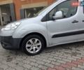 Серый Пежо Partner, объемом двигателя 1.56 л и пробегом 174 тыс. км за 8000 $, фото 7 на Automoto.ua
