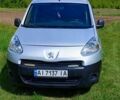 Серый Пежо Partner, объемом двигателя 1.6 л и пробегом 234 тыс. км за 6800 $, фото 1 на Automoto.ua