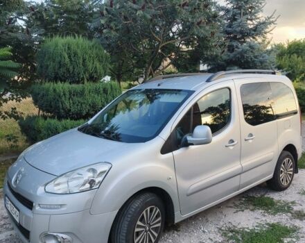 Серый Пежо Partner, объемом двигателя 1.6 л и пробегом 189 тыс. км за 8999 $, фото 1 на Automoto.ua