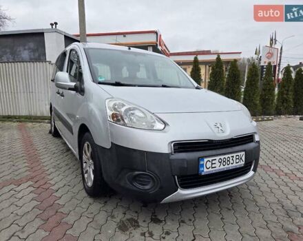 Серый Пежо Partner, объемом двигателя 1.56 л и пробегом 174 тыс. км за 8000 $, фото 12 на Automoto.ua