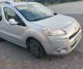 Серый Пежо Partner, объемом двигателя 1.56 л и пробегом 190 тыс. км за 8850 $, фото 1 на Automoto.ua