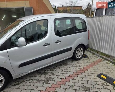 Серый Пежо Partner, объемом двигателя 1.56 л и пробегом 174 тыс. км за 8000 $, фото 11 на Automoto.ua