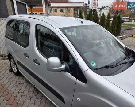 Серый Пежо Partner, объемом двигателя 1.56 л и пробегом 174 тыс. км за 8000 $, фото 6 на Automoto.ua