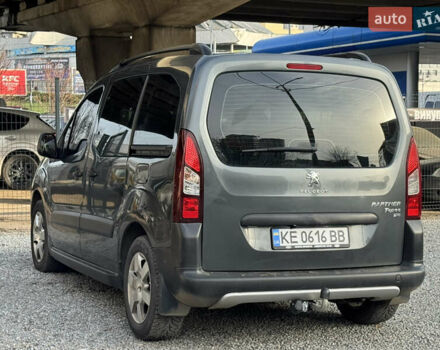 Серый Пежо Partner, объемом двигателя 1.56 л и пробегом 213 тыс. км за 12500 $, фото 4 на Automoto.ua