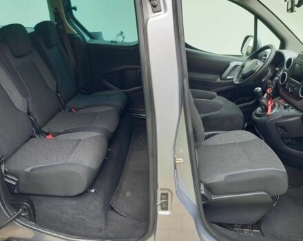 Серый Пежо Partner, объемом двигателя 1.2 л и пробегом 134 тыс. км за 6300 $, фото 22 на Automoto.ua