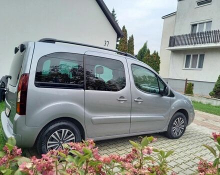 Серый Пежо Partner, объемом двигателя 1.2 л и пробегом 134 тыс. км за 6300 $, фото 6 на Automoto.ua