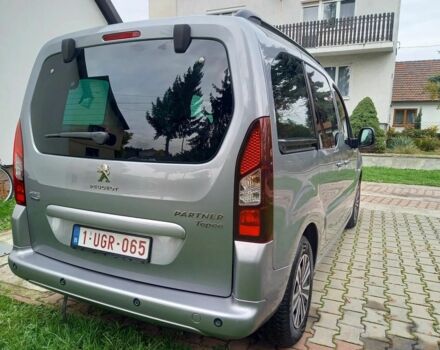 Серый Пежо Partner, объемом двигателя 1.2 л и пробегом 134 тыс. км за 6300 $, фото 5 на Automoto.ua
