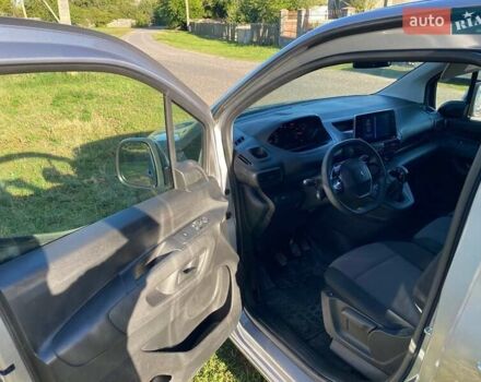 Серый Пежо Partner, объемом двигателя 1.5 л и пробегом 69 тыс. км за 16800 $, фото 24 на Automoto.ua