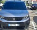 Серый Пежо Partner, объемом двигателя 1.5 л и пробегом 277 тыс. км за 12900 $, фото 1 на Automoto.ua