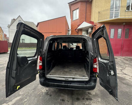Сірий Пежо Partner, об'ємом двигуна 1.5 л та пробігом 30 тис. км за 19950 $, фото 2 на Automoto.ua
