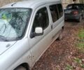 Серый Пежо Partner, объемом двигателя 0 л и пробегом 300 тыс. км за 2000 $, фото 3 на Automoto.ua