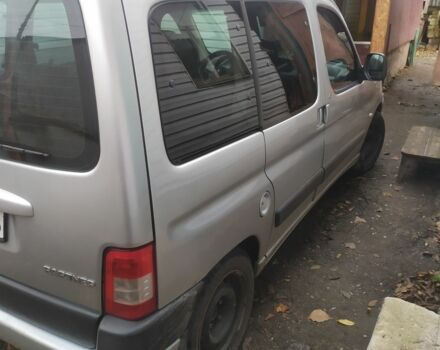 Серый Пежо Partner, объемом двигателя 1.6 л и пробегом 323 тыс. км за 4200 $, фото 10 на Automoto.ua