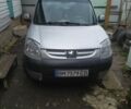 Серый Пежо Partner, объемом двигателя 1.6 л и пробегом 323 тыс. км за 4200 $, фото 1 на Automoto.ua