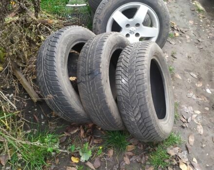 Серый Пежо Partner, объемом двигателя 1.6 л и пробегом 323 тыс. км за 4200 $, фото 14 на Automoto.ua