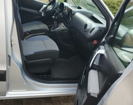 Серый Пежо Partner, объемом двигателя 1.6 л и пробегом 158 тыс. км за 8500 $, фото 23 на Automoto.ua